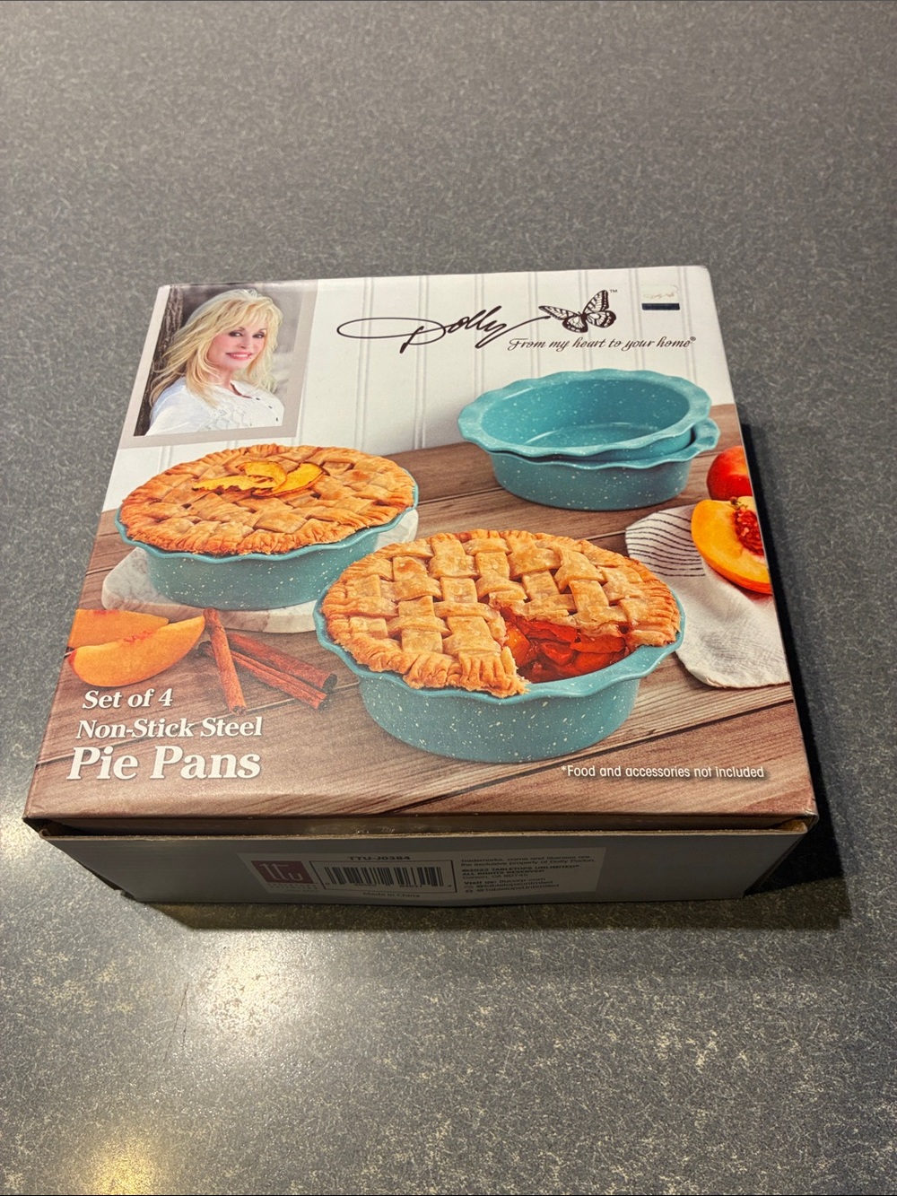 Dollcake Aqua Speckled Non-Stick Steel Pie Pans Set of 4